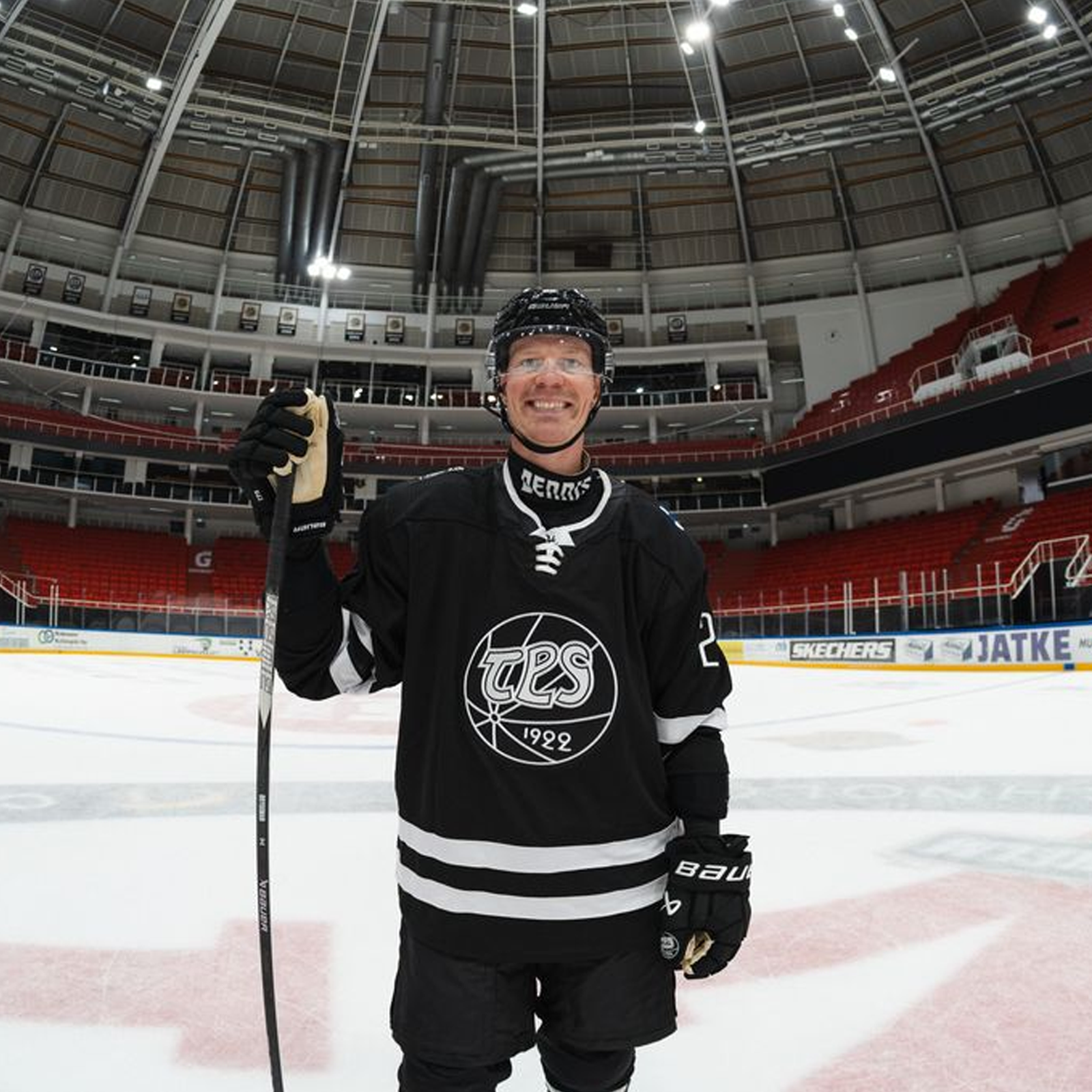 PRE SEASON 26, GAME WORN